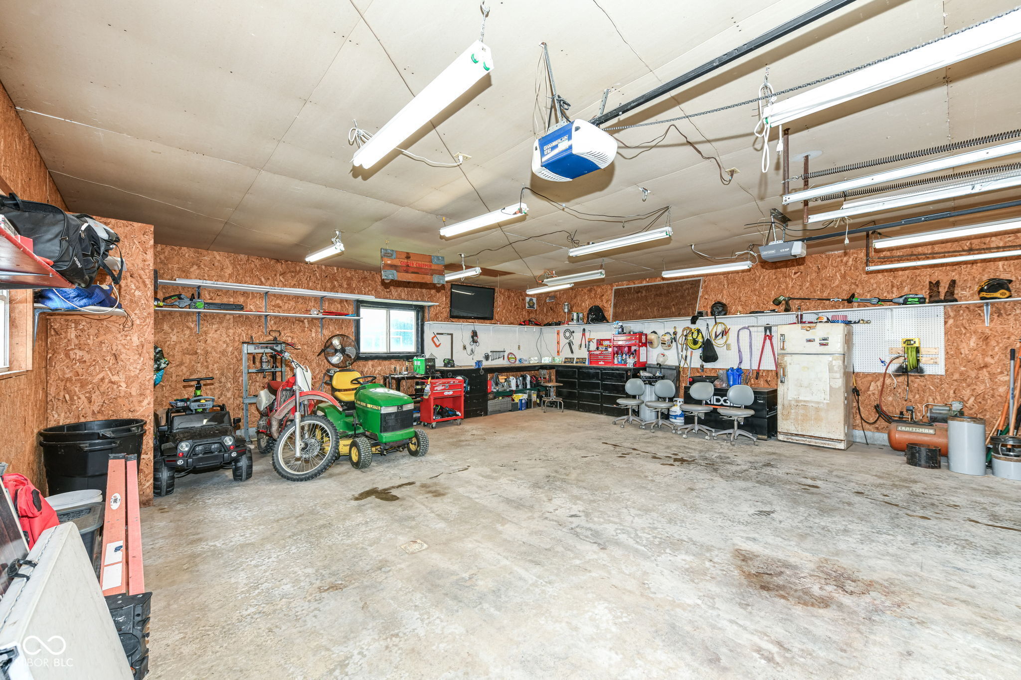 4755 West Lincoln Road Anderson, IN 46011 - Photo 4 of 26 Gallery Image 4