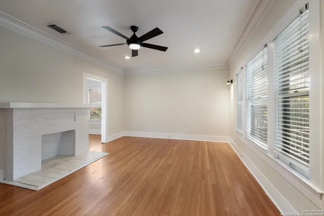 $1,850 | 121 West Woodlawn Avenue, Unit 2, San Antonio, TX 78212