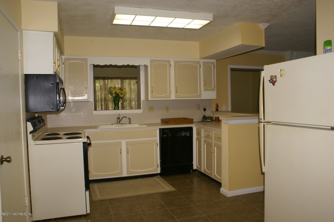 3147 Parental Home Road Jacksonville, FL 32216 - Photo 5 of 6 Another View of Kitchen