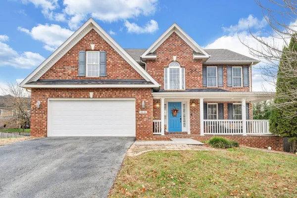 $569,950 | 1818 High Gate Lane, Salem, VA 24153