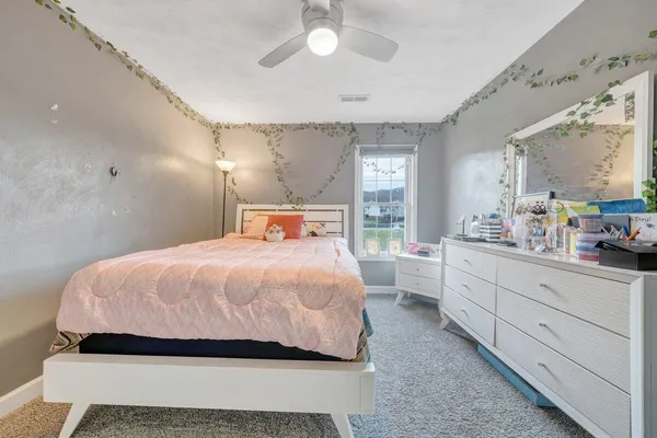 $569,950 | 1818 High Gate Lane, Salem, VA 24153