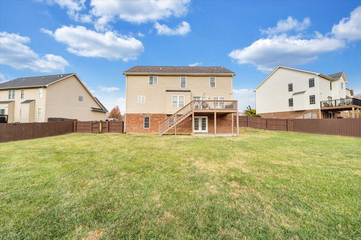 1818 High Gate Lane Salem, VA 24153 - Photo 36 of 41 Large back yard