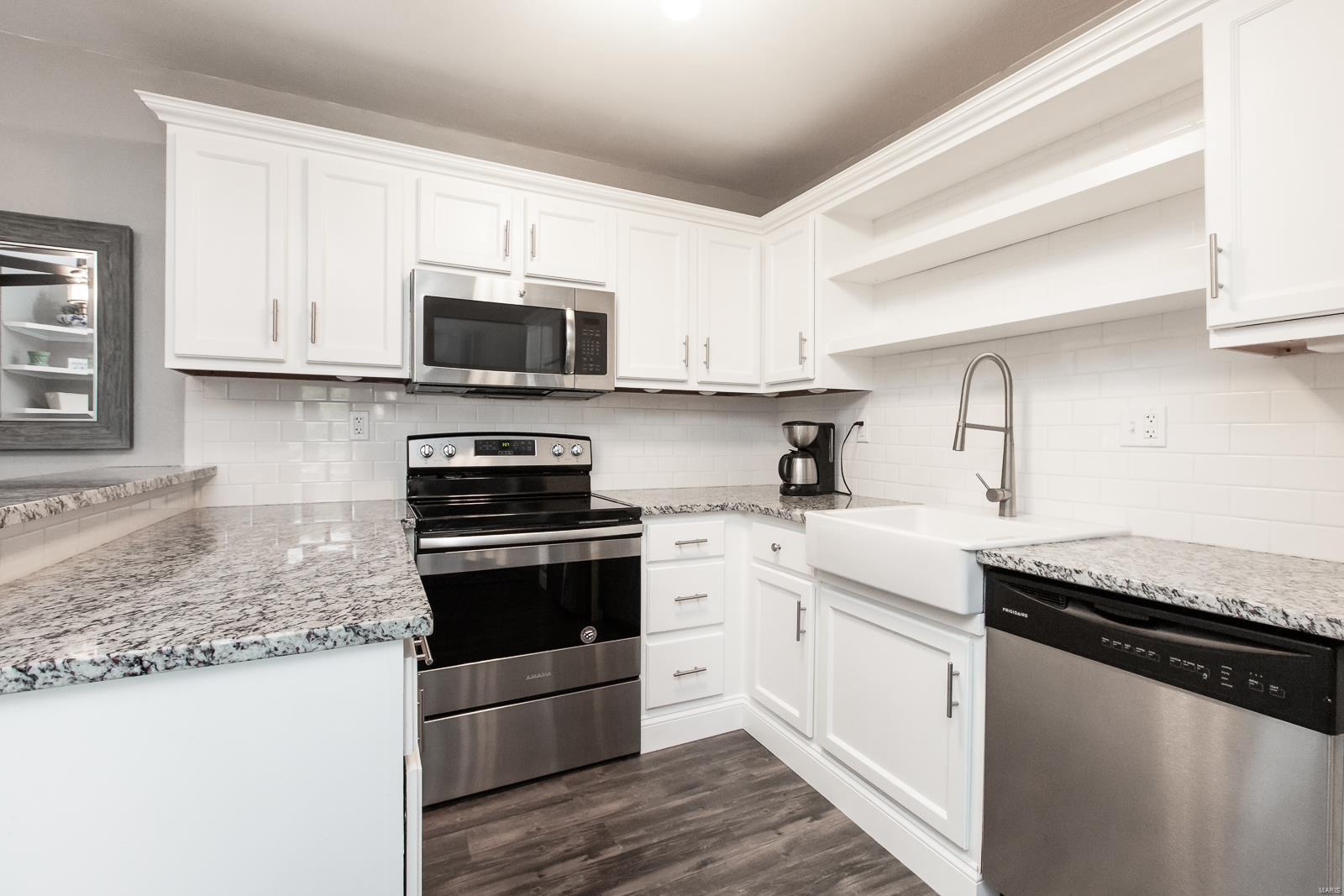 224 Eagle Ridge O'Fallon, IL 62269 - Photo 8 of 18