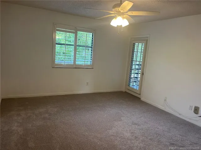 $1,700 | 1290 Southeast Parkview Place, Unit A9, Stuart, FL 34994