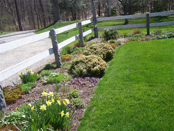 495 Mountain Road Wilbraham, MA 01095 - Photo 2 of 30 Gallery Image 2