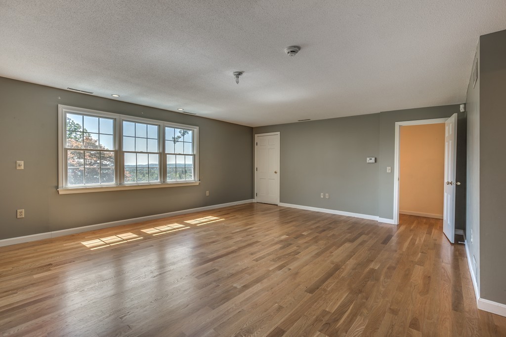 115 Winsor Road Lancaster, MA 01523 - Photo 16 of 30