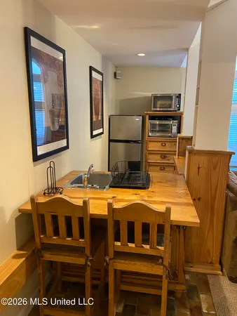 $249,000 | 1313 Roxbury Court, Jackson, MS 39211