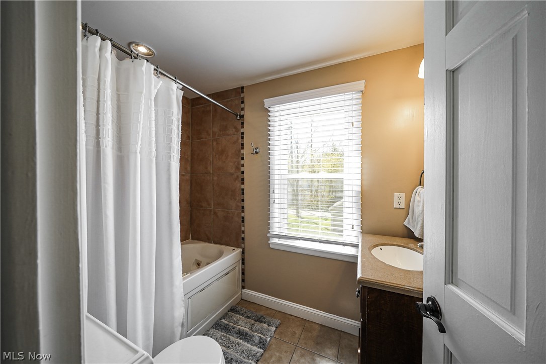 2898 Corydon Road Cleveland, OH 44118 - Photo 18 of 26