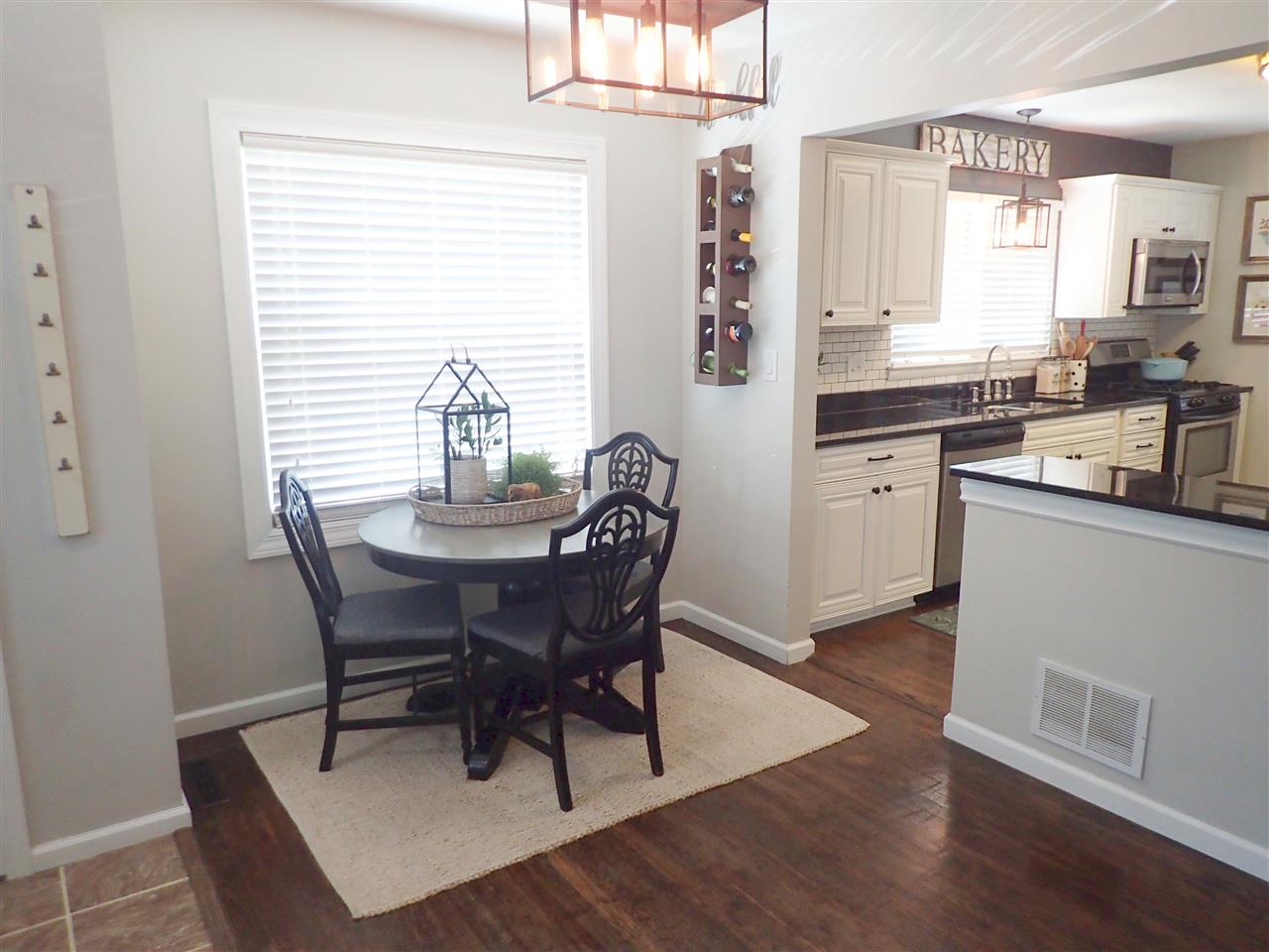 506 South Hampton Street Bay City, MI 48708 - Photo 9 of 30 Gallery Image 9
