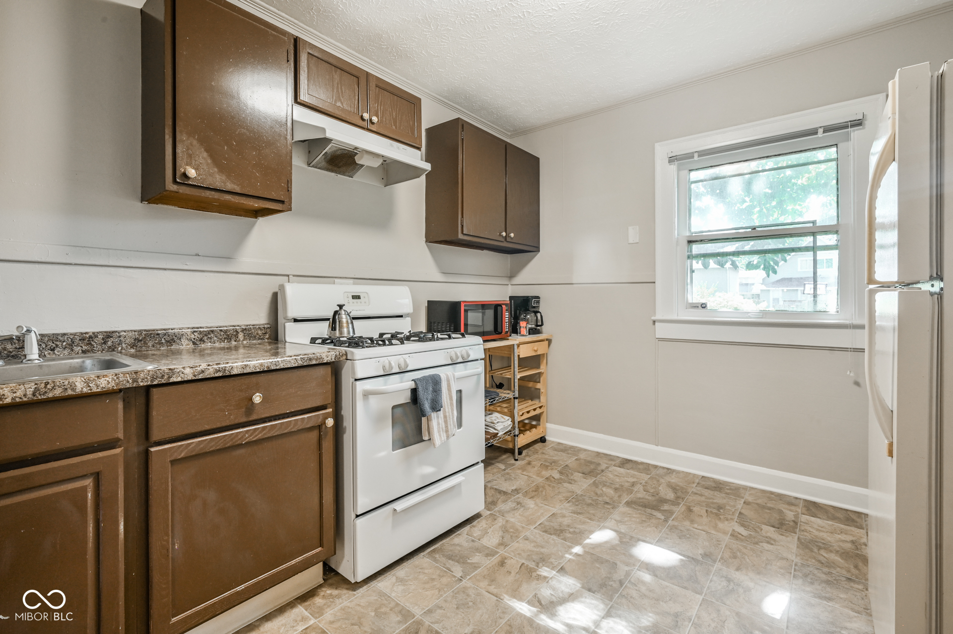 1835 North Harding Street Indianapolis, IN 46202 - Photo 13 of 26