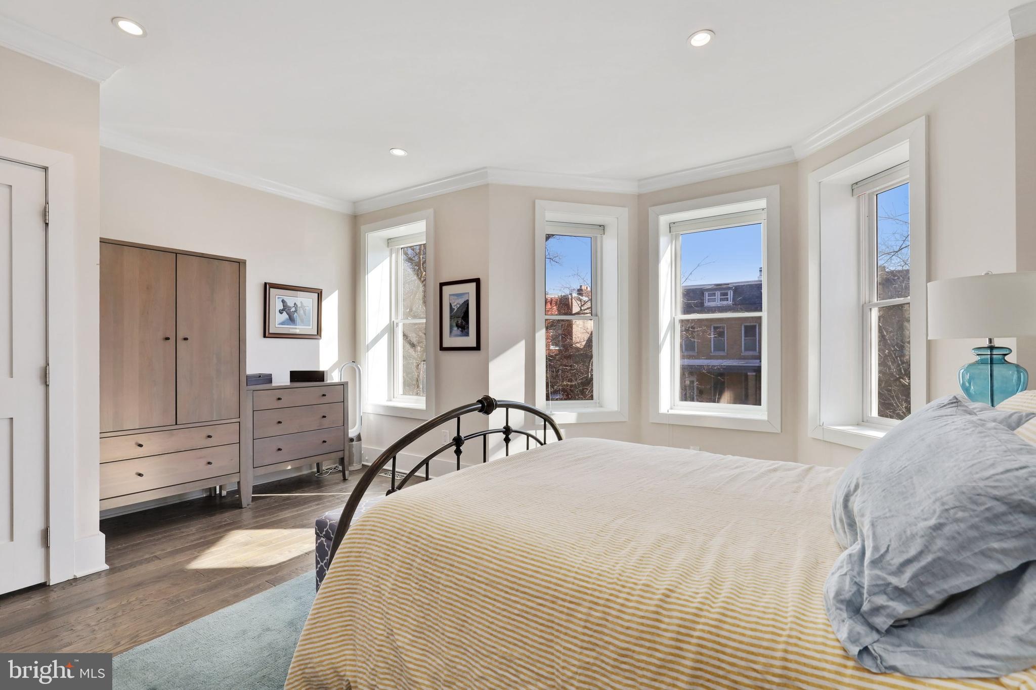 216 10th Street Northeast Washington, DC 20002 - Photo 22 of 51