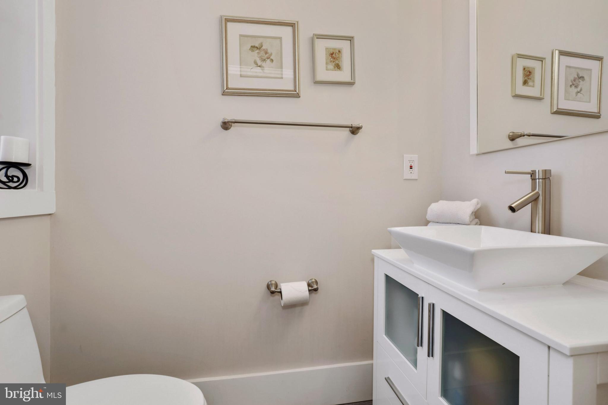 216 10th Street Northeast Washington, DC 20002 - Photo 30 of 51