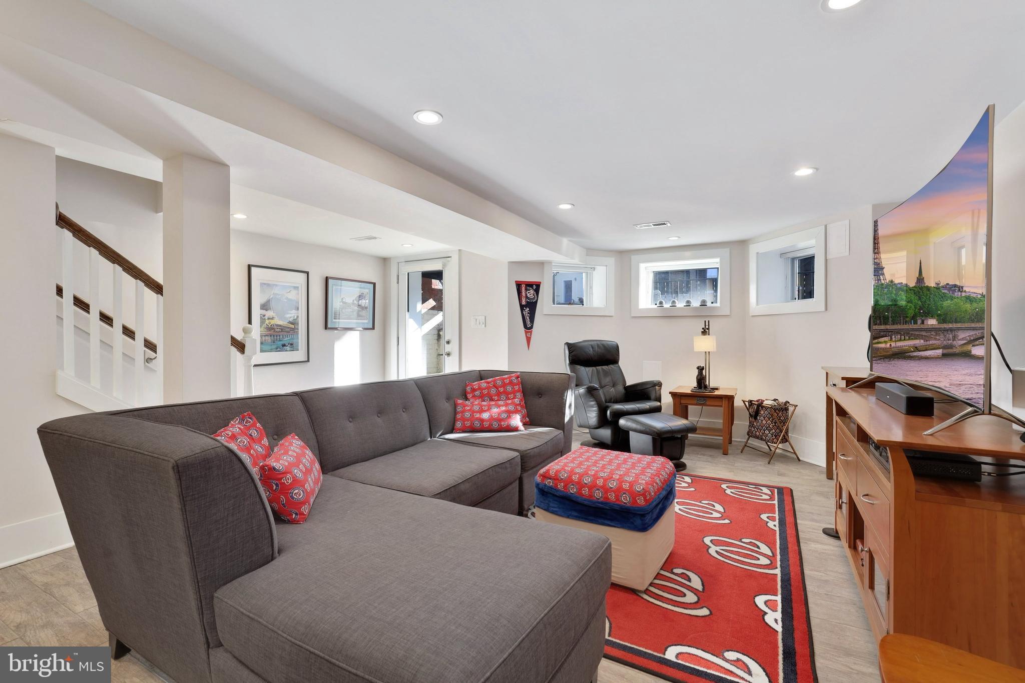 216 10th Street Northeast Washington, DC 20002 - Photo 37 of 51