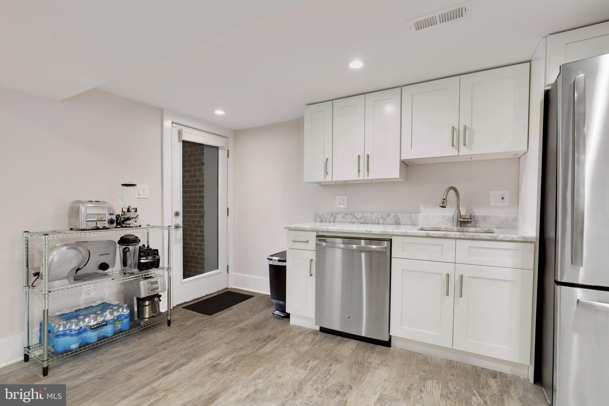 216 10th Street Northeast Washington, DC 20002 - Photo 38 of 51