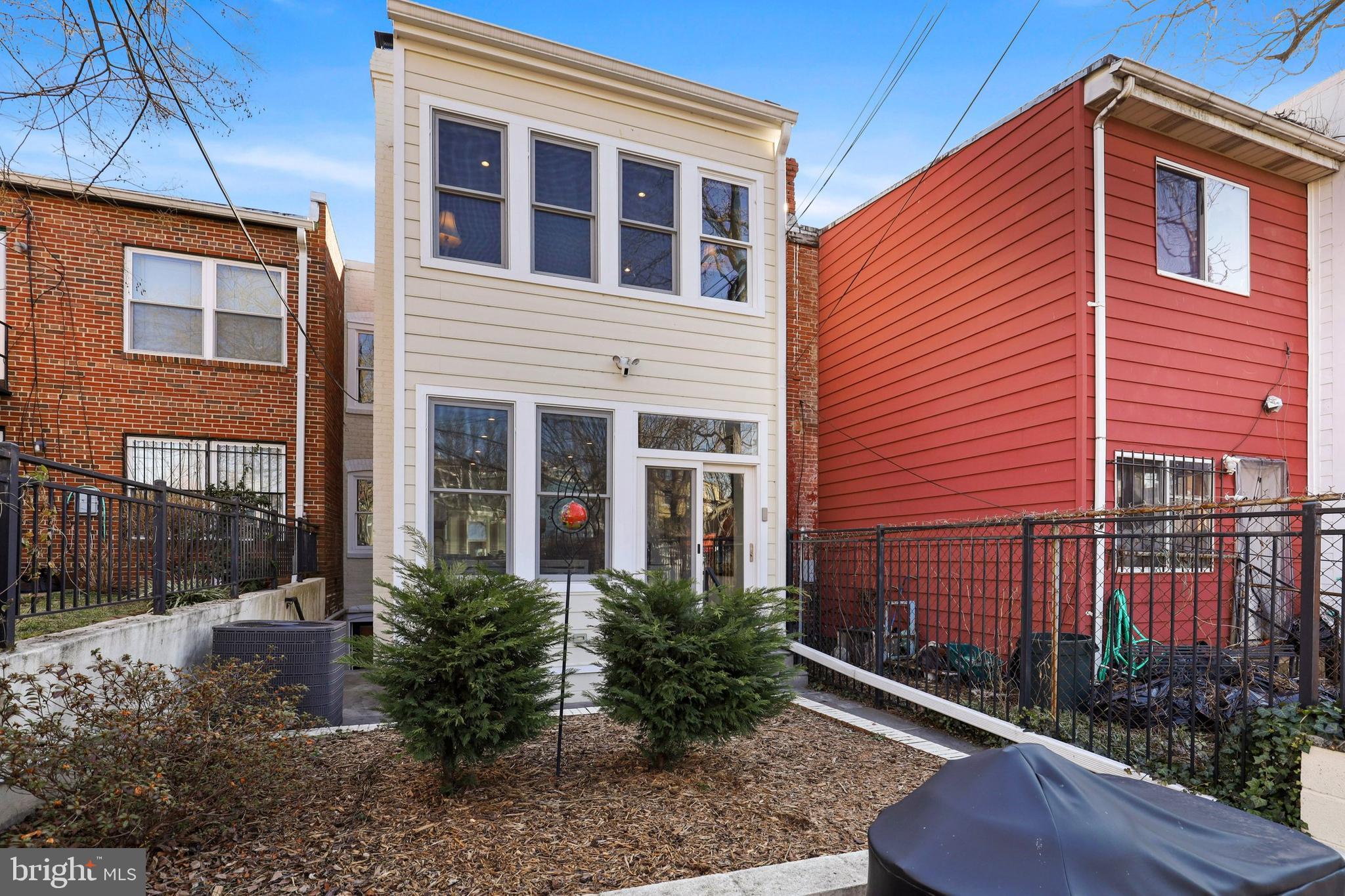 216 10th Street Northeast Washington, DC 20002 - Photo 47 of 51