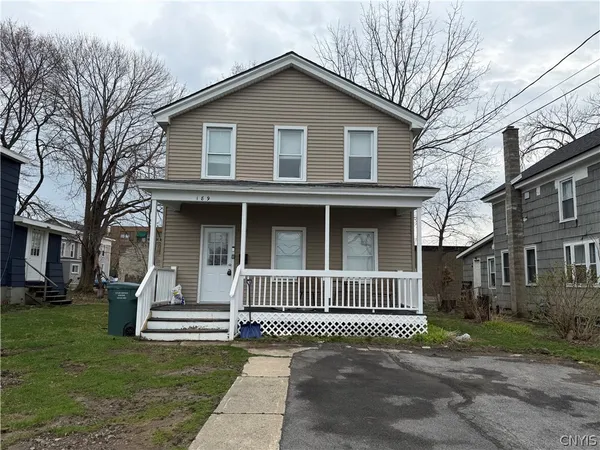$179,900 | 189 West 3rd Street, Oswego, NY 13126