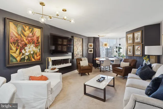 $4,950 | 202-10 West Rittenhouse Square, Unit 1409, Philadelphia, PA 19103