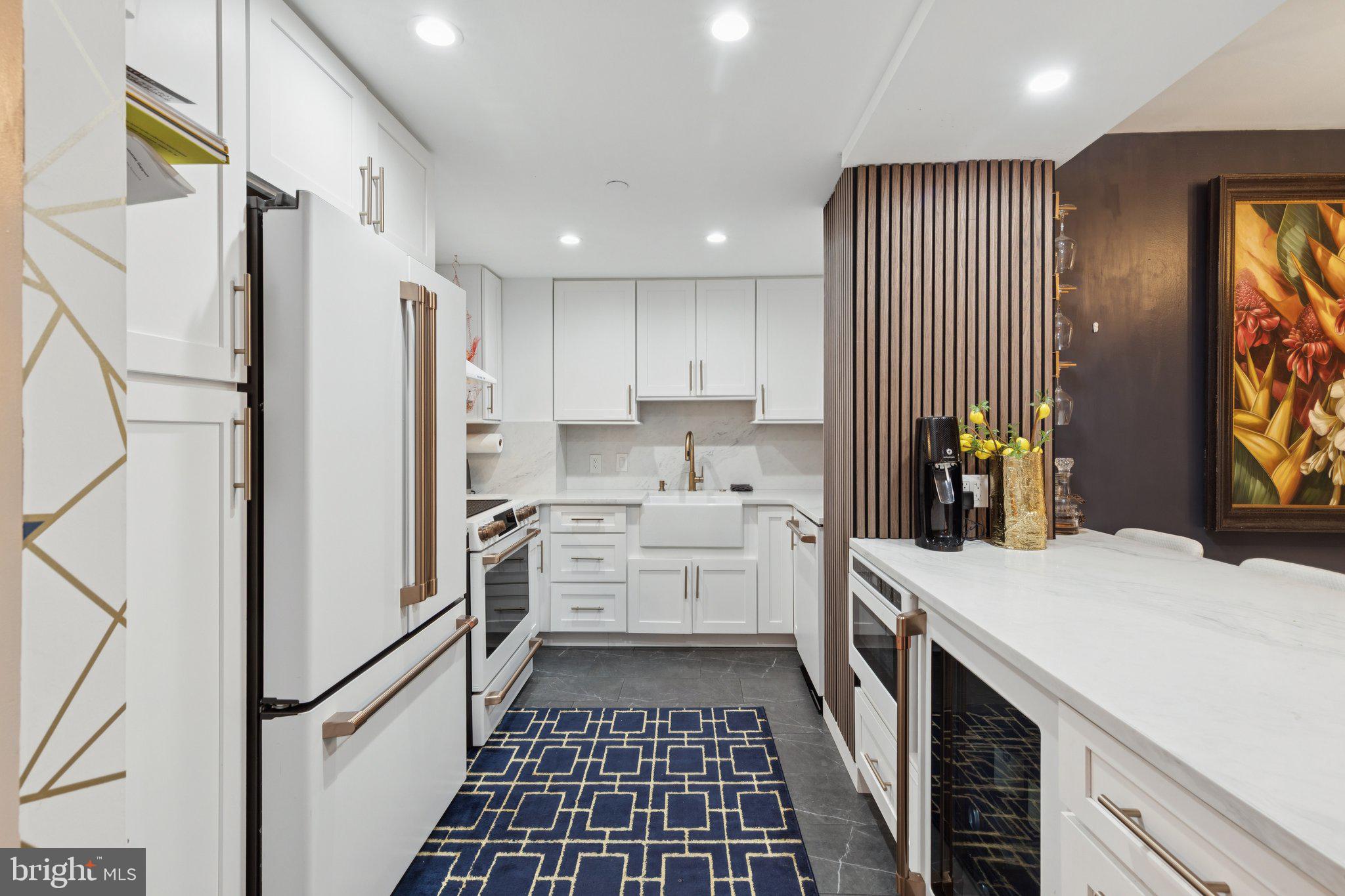 202-10 West Rittenhouse Square, Unit 1409 Philadelphia, PA 19103 - Photo 8 of 39