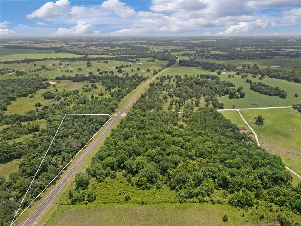 2027 Rd Lott Tx 76656 Road Lott, TX 76656 - Photo 5 of 6