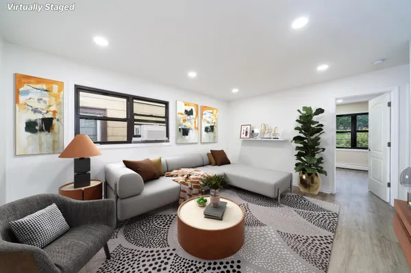 $3,250 | 213 Manhattan Avenue, Unit 2, Jersey City, NJ 07307