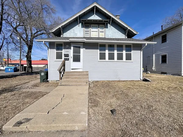 $139,900 | 1640 West 17th Street, Davenport, IA 52804