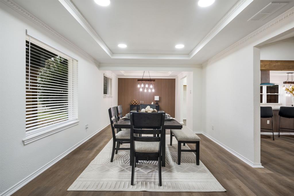 10922 Ferndale Road Dallas, TX 75238 - Photo 6 of 40