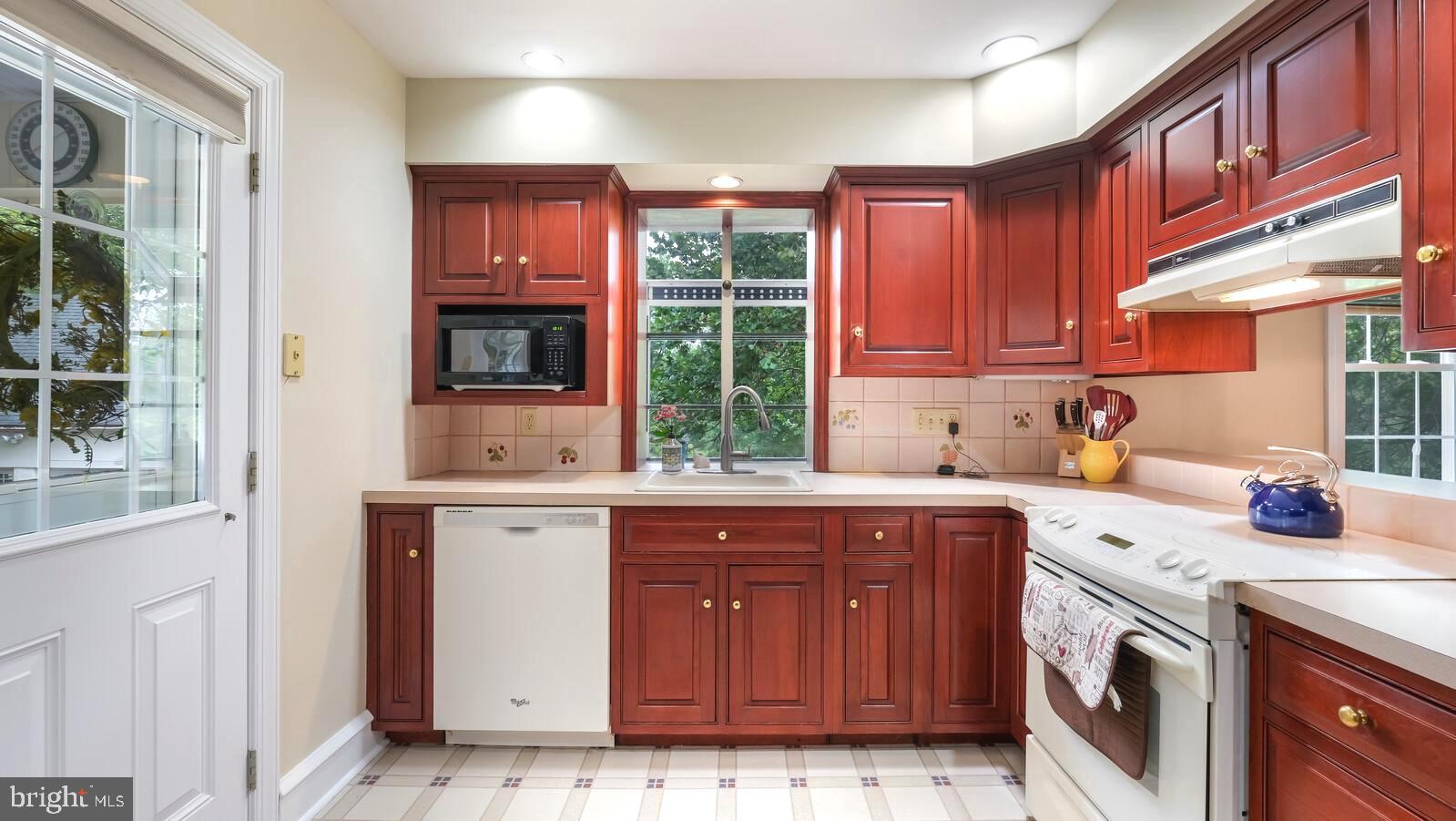 158 Edison Furlong Road Doylestown, PA 18901 - Photo 12 of 42 Gallery Image 12