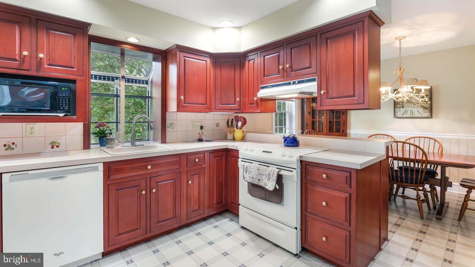 158 Edison Furlong Road Doylestown, PA 18901 - Photo 9 of 42 Gallery Image 9