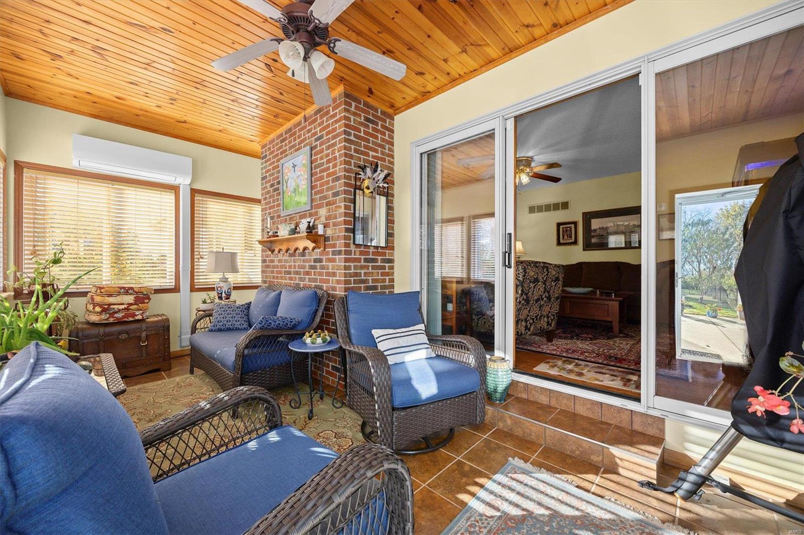 13302 Field Crest Road Highland, IL 62249 - Photo 17 of 45
