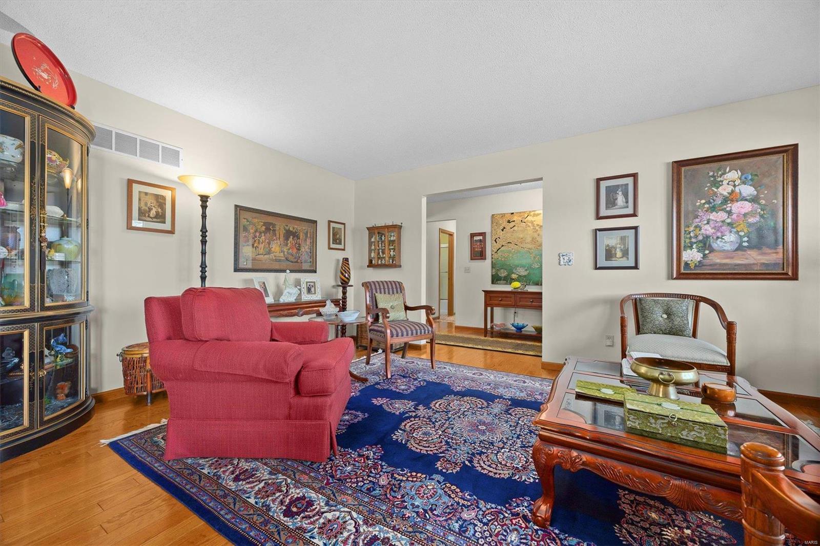 13302 Field Crest Road Highland, IL 62249 - Photo 7 of 45