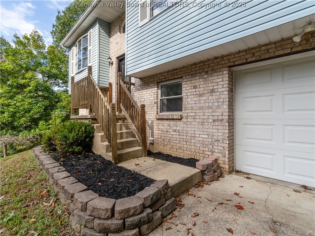 305 Springlea Drive Winfield, WV 25213 - Photo 3 of 27 Gallery Image 3