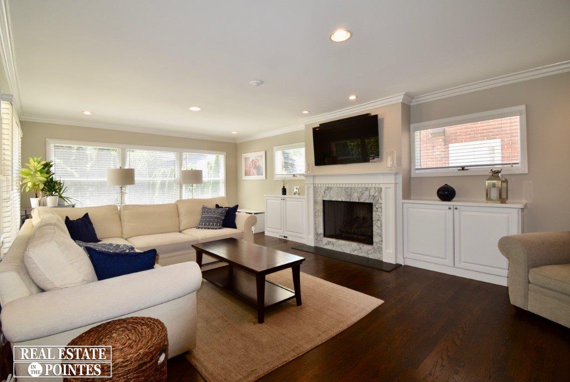 273 Merriweather Road Grosse Pointe Farms, MI 48236 - Photo 11 of 34