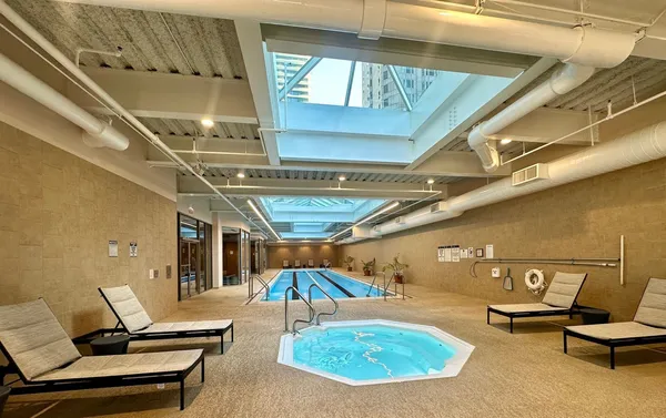 $2,450 | 222 North Columbus Drive, Unit 1407, Chicago, IL 60601