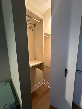 $2,450 | 222 North Columbus Drive, Unit 1407, Chicago, IL 60601