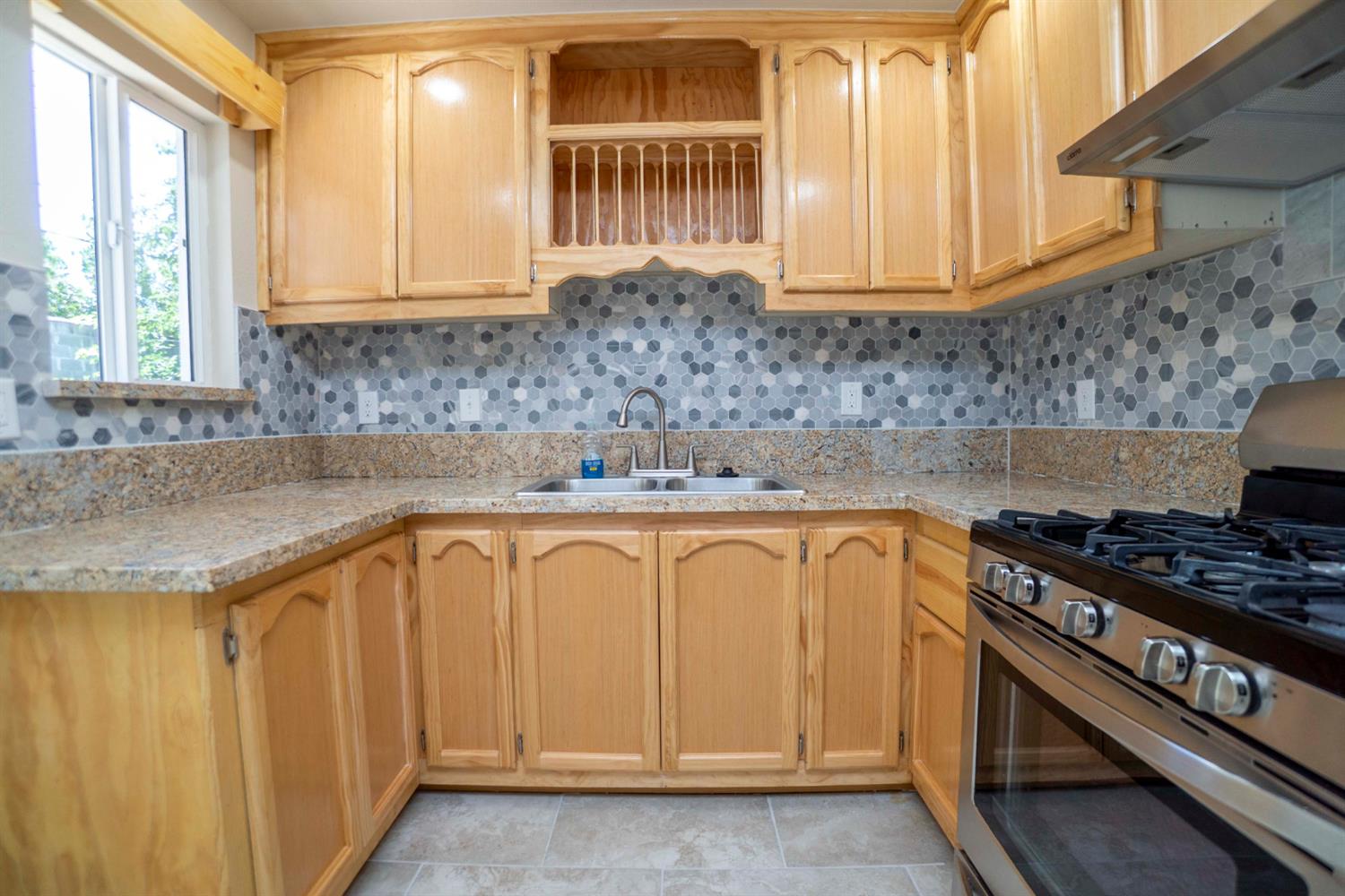 10252 South White Rock Road Rancho Cordova, CA 95670 - Photo 28 of 77