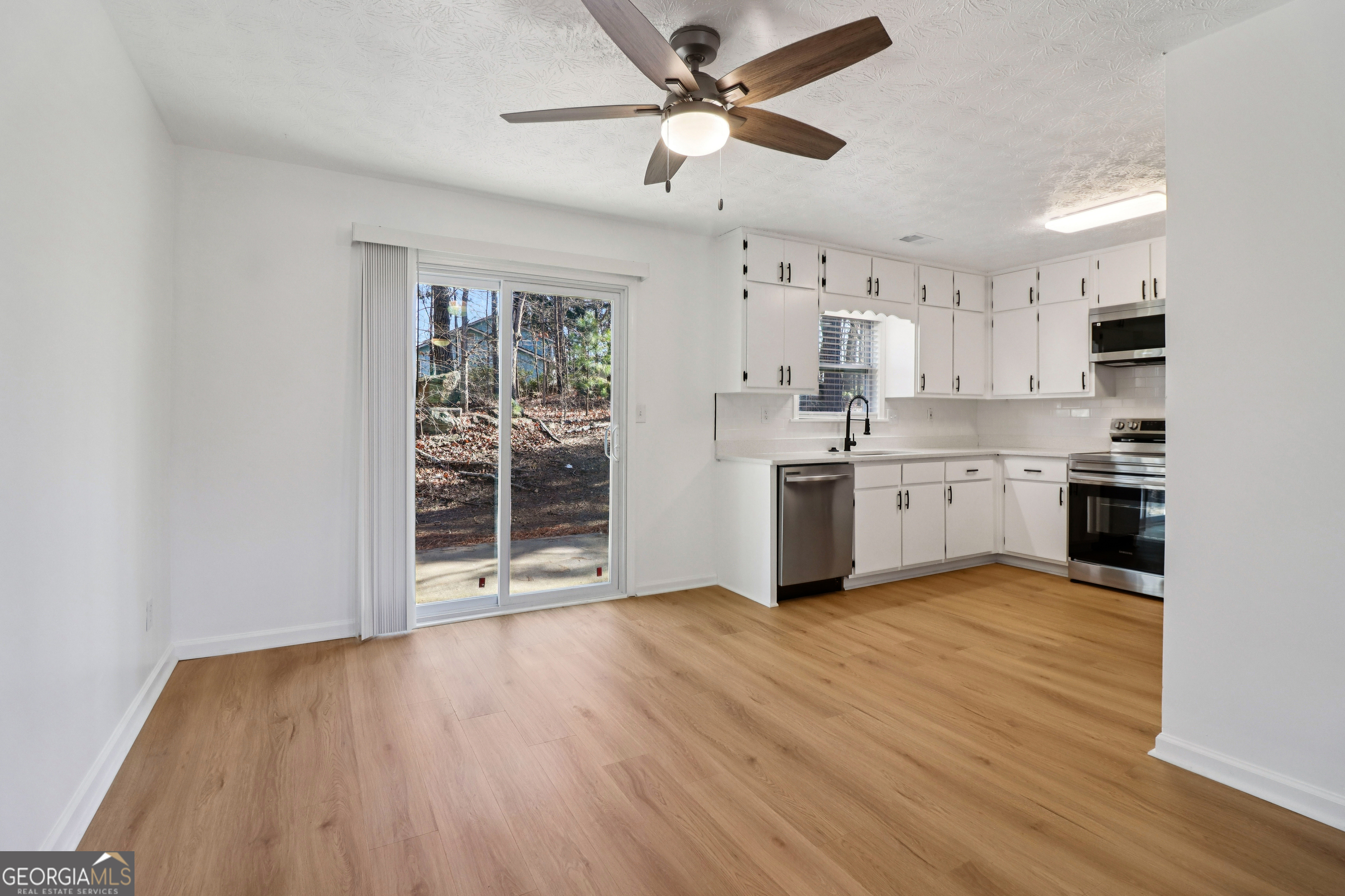 3840 Rolling Place Conley, GA 30288 - Photo 11 of 42