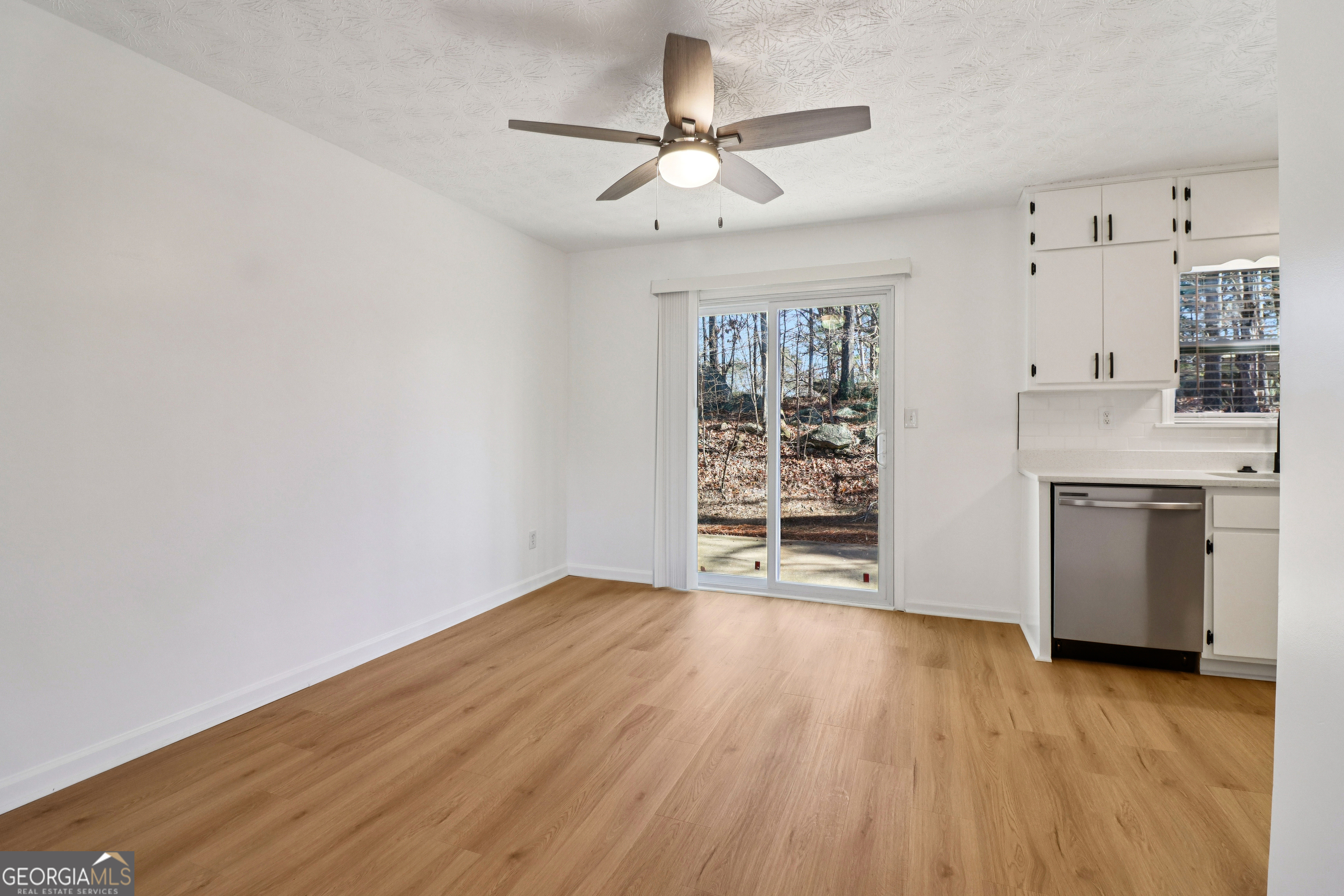 3840 Rolling Place Conley, GA 30288 - Photo 7 of 42