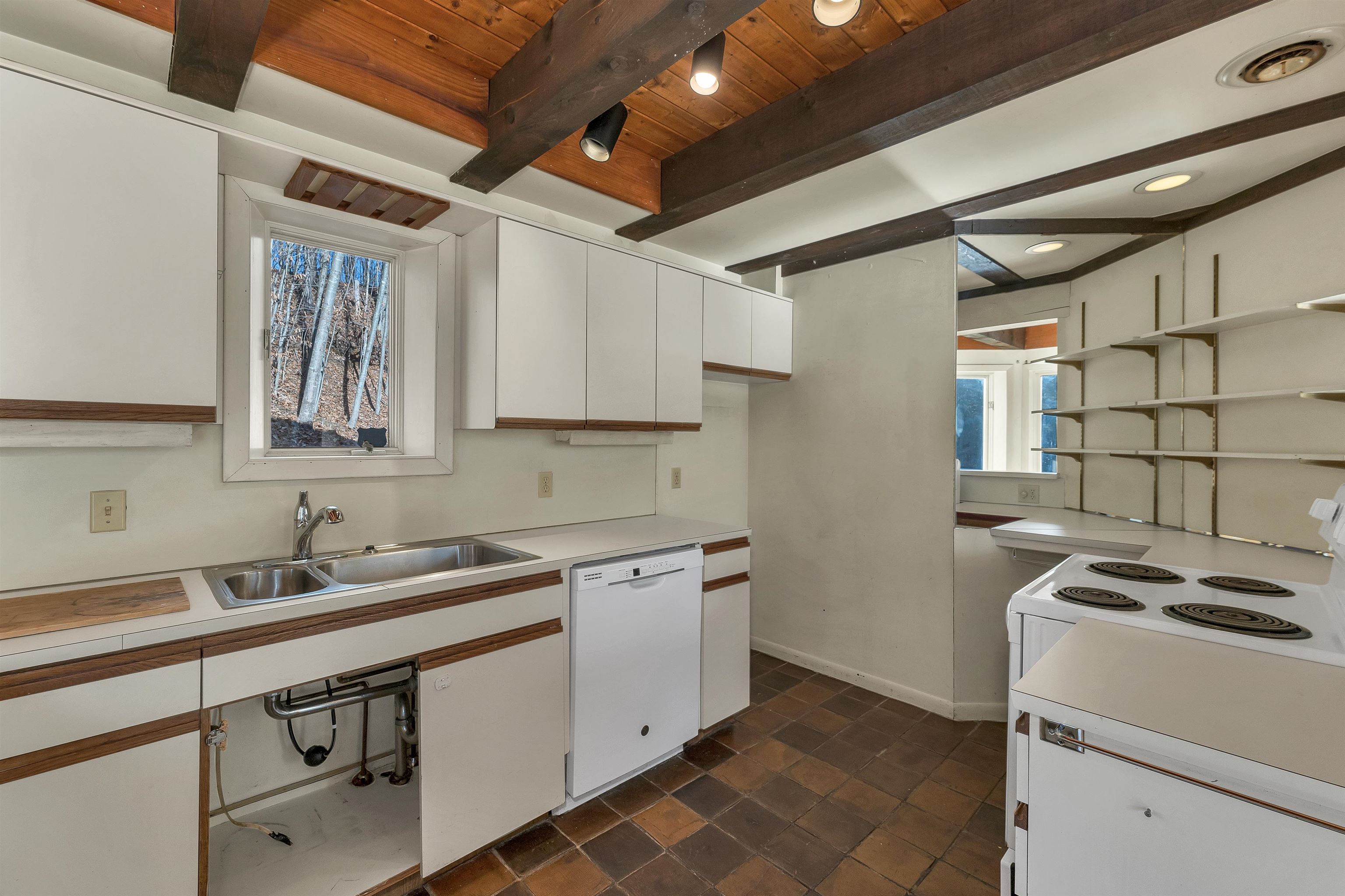 38 Pond Brook Road Wentworth, NH 03282 - Photo 11 of 60