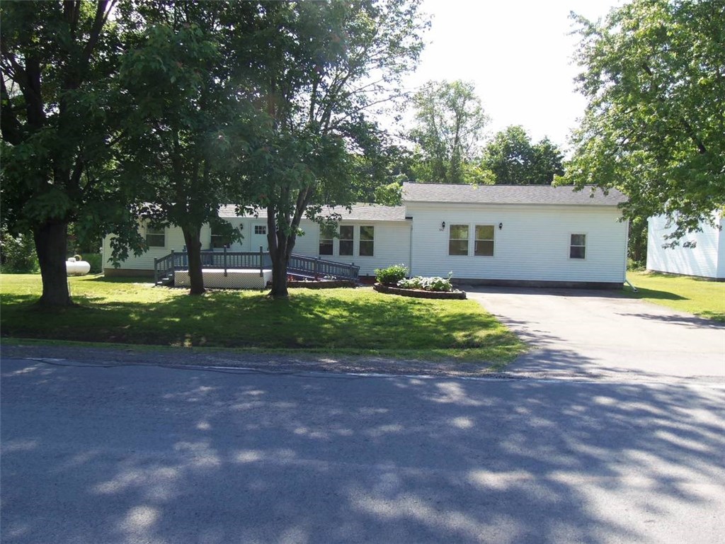 360 Curran Road Manchester, NY 14548 - Photo 1 of 1