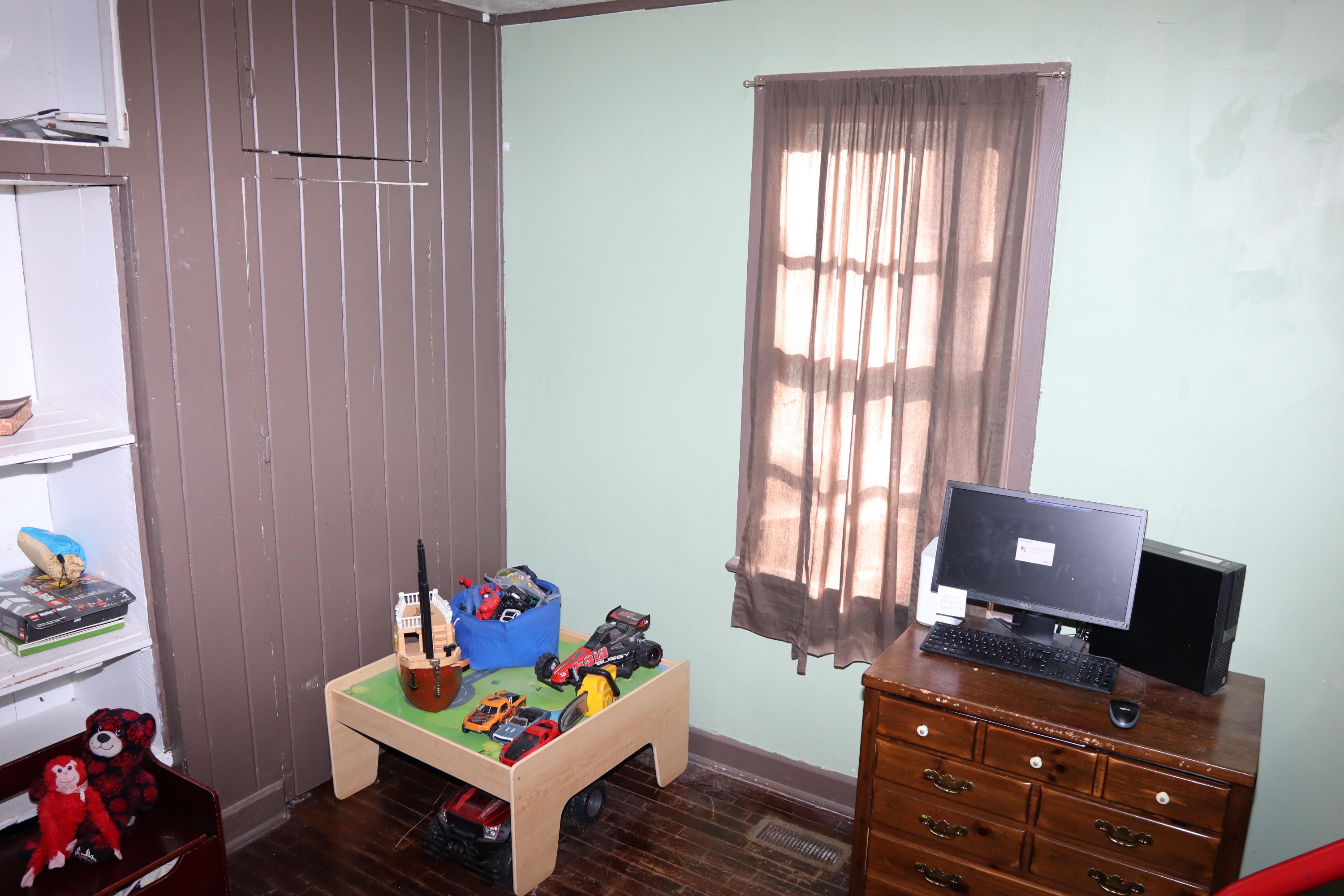 121 Robbins Road Harriman, TN 37748 - Photo 17 of 23 Bedroom