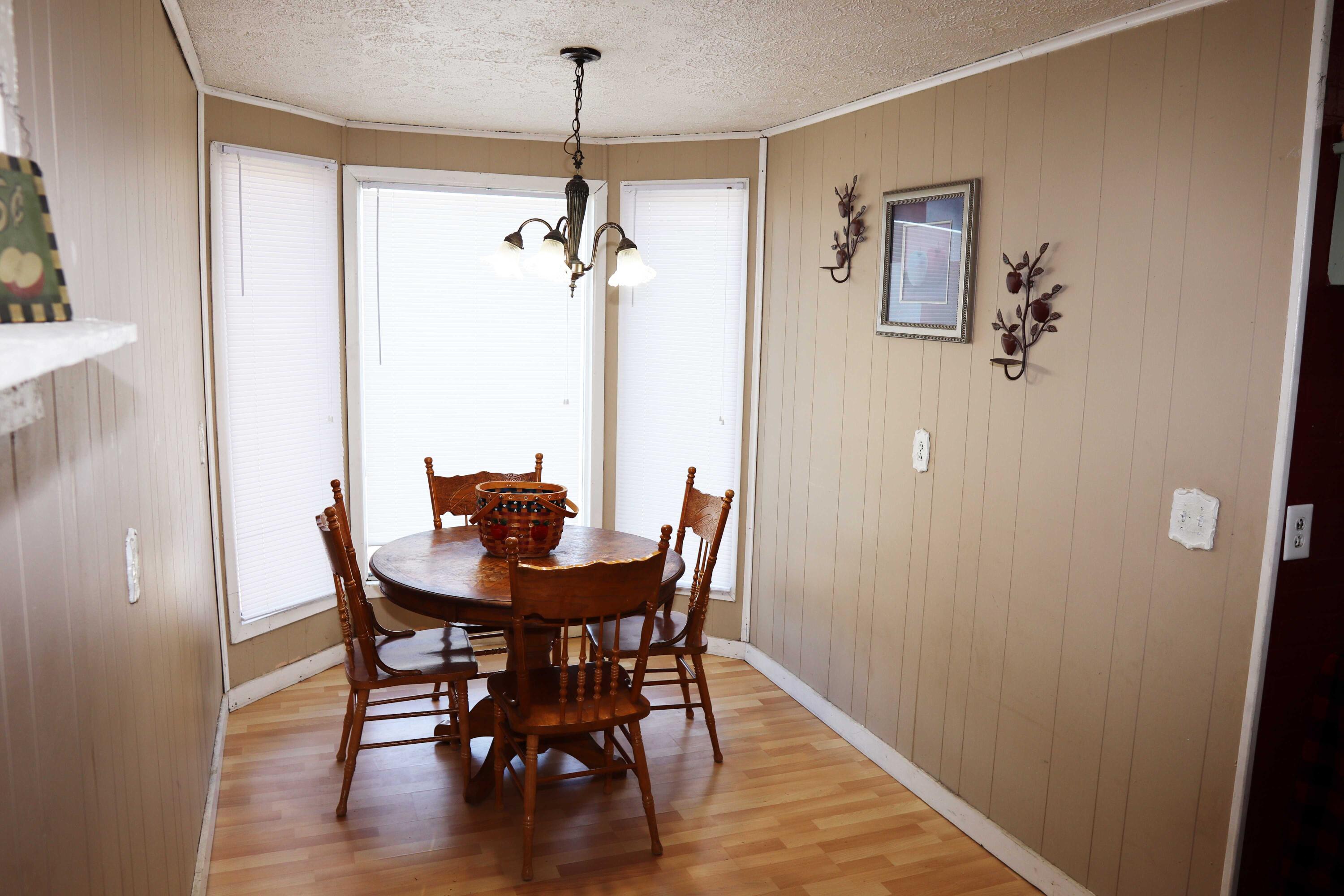 121 Robbins Road Harriman, TN 37748 - Photo 9 of 23 Dining