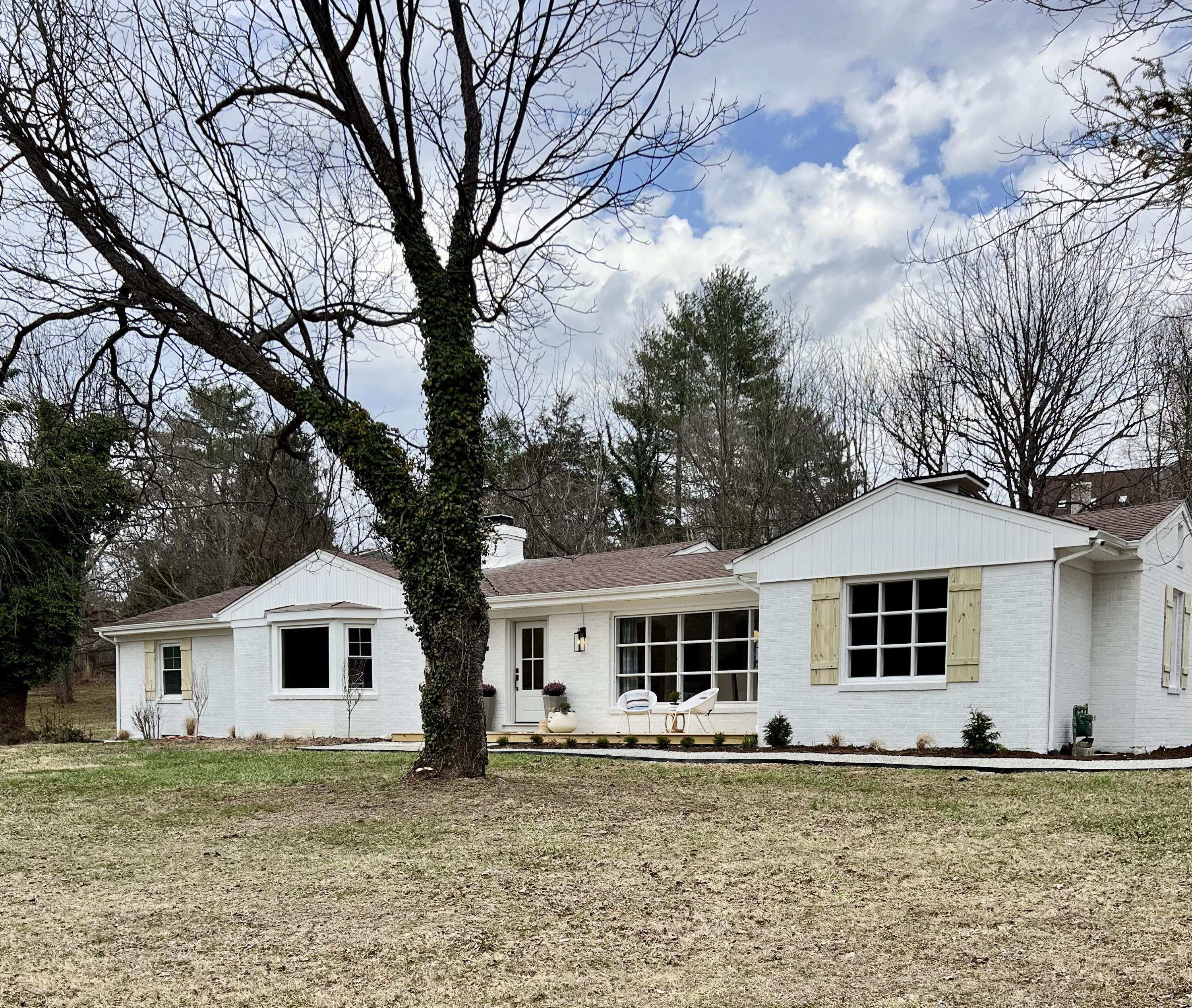 5626 Merriman Road Roanoke, VA 24018 - Photo 38 of 43 IMG_9526