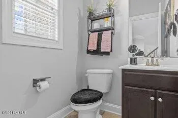 $1,950 | 326 Aquamarine Circle, Jacksonville, NC 28546