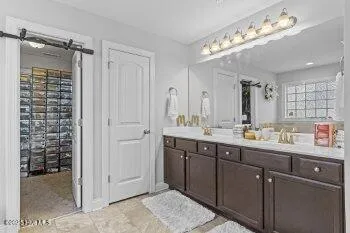 $1,950 | 326 Aquamarine Circle, Jacksonville, NC 28546