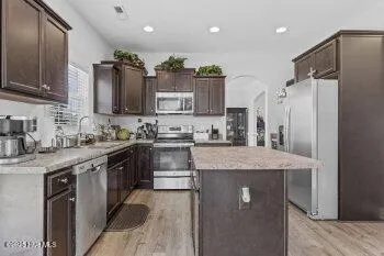 $1,950 | 326 Aquamarine Circle, Jacksonville, NC 28546