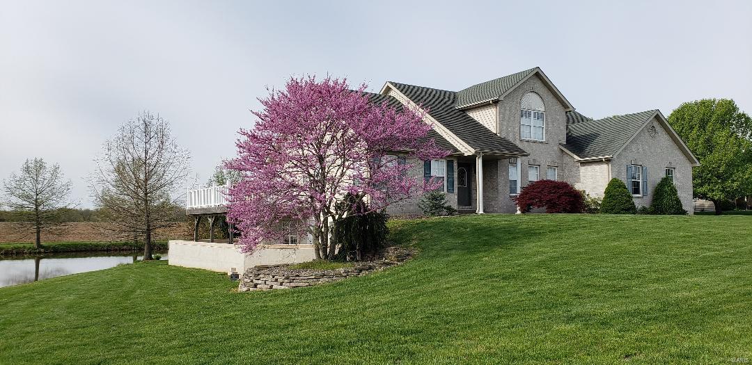 8216 Peabody Road Freeburg, IL 62243 - Photo 2 of 5