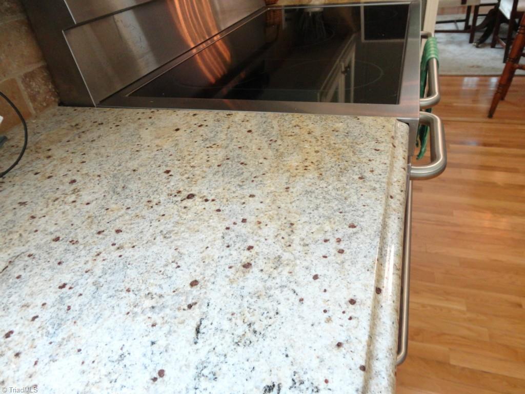 1420 Heathcliff Road High Point, NC 27262 - Photo 13 of 29 Granite counter tops in Kitchen