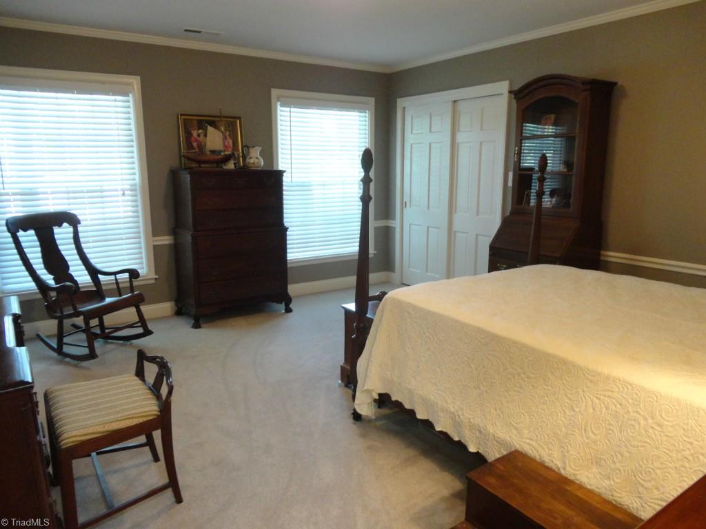 1420 Heathcliff Road High Point, NC 27262 - Photo 19 of 29 Gallery Image 19