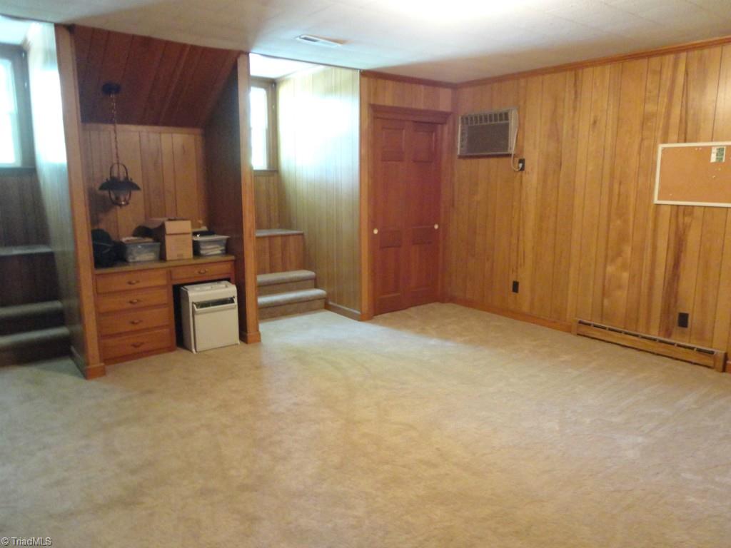 1420 Heathcliff Road High Point, NC 27262 - Photo 22 of 29 5th Bedroom on 2nd level