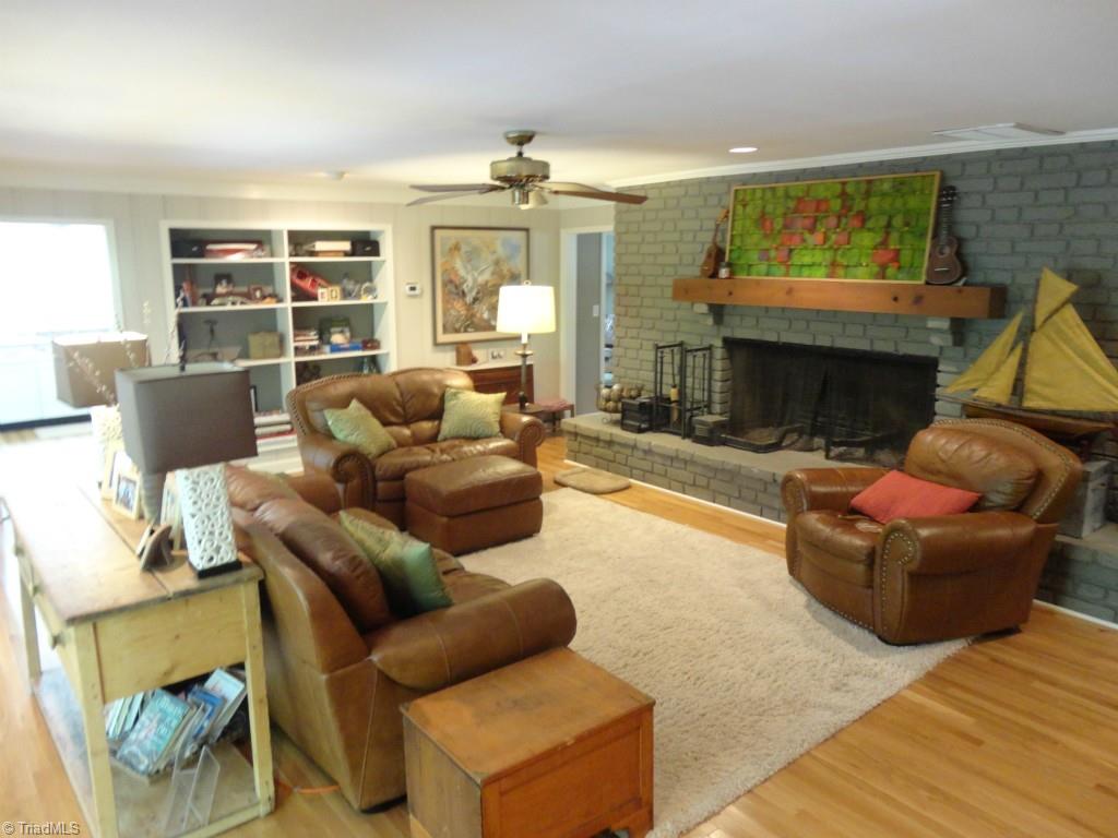1420 Heathcliff Road High Point, NC 27262 - Photo 9 of 29 Gallery Image 9